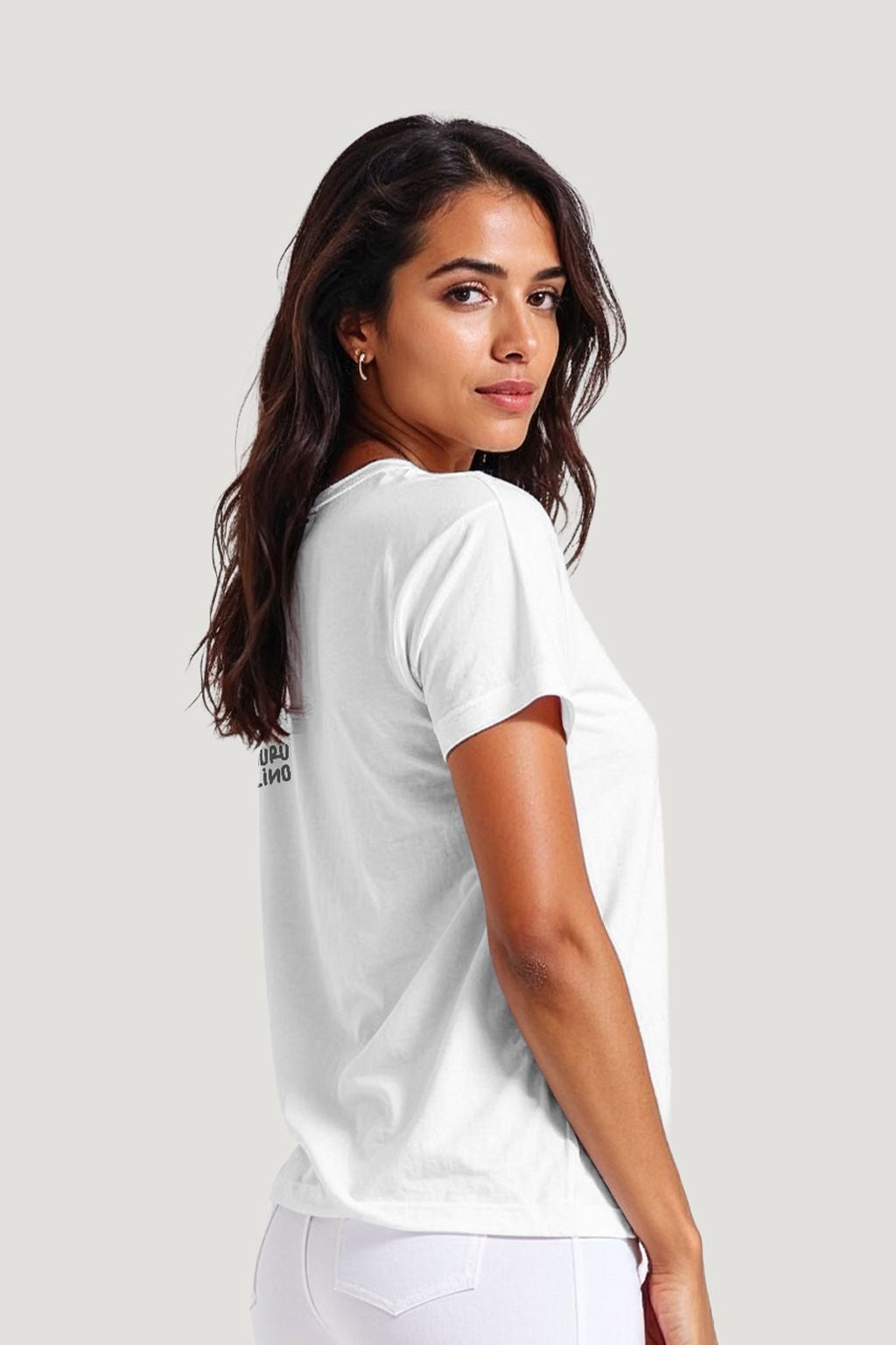 CAMISETA MAOS PEITO | GURULINO