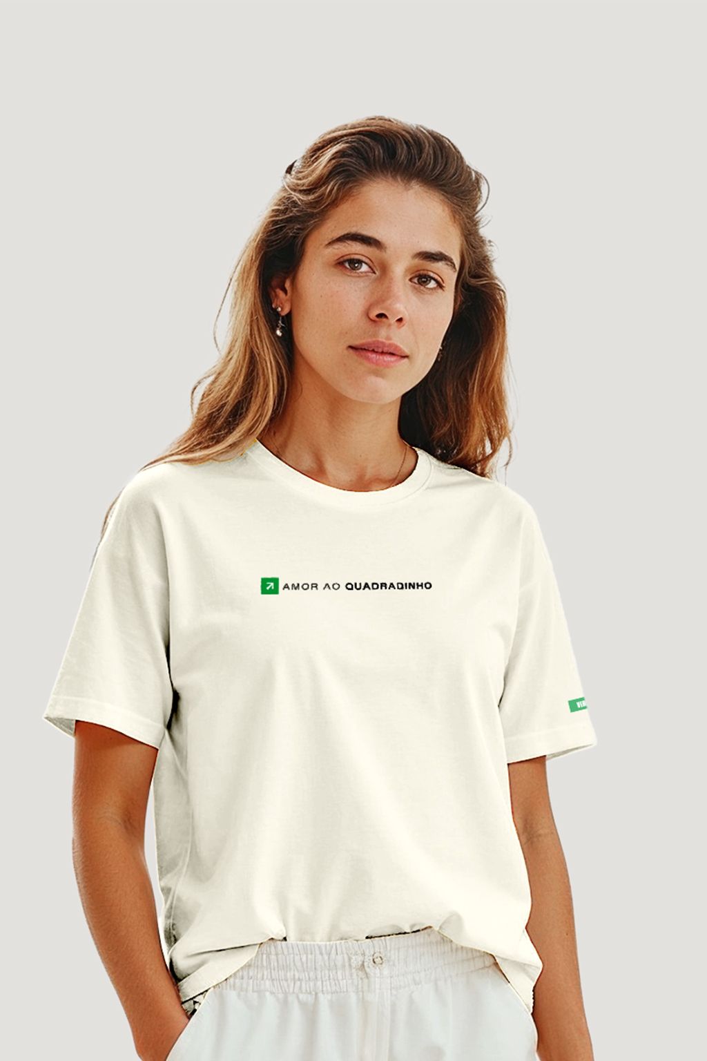CAMISETA AMOR AO QUADRADINHO