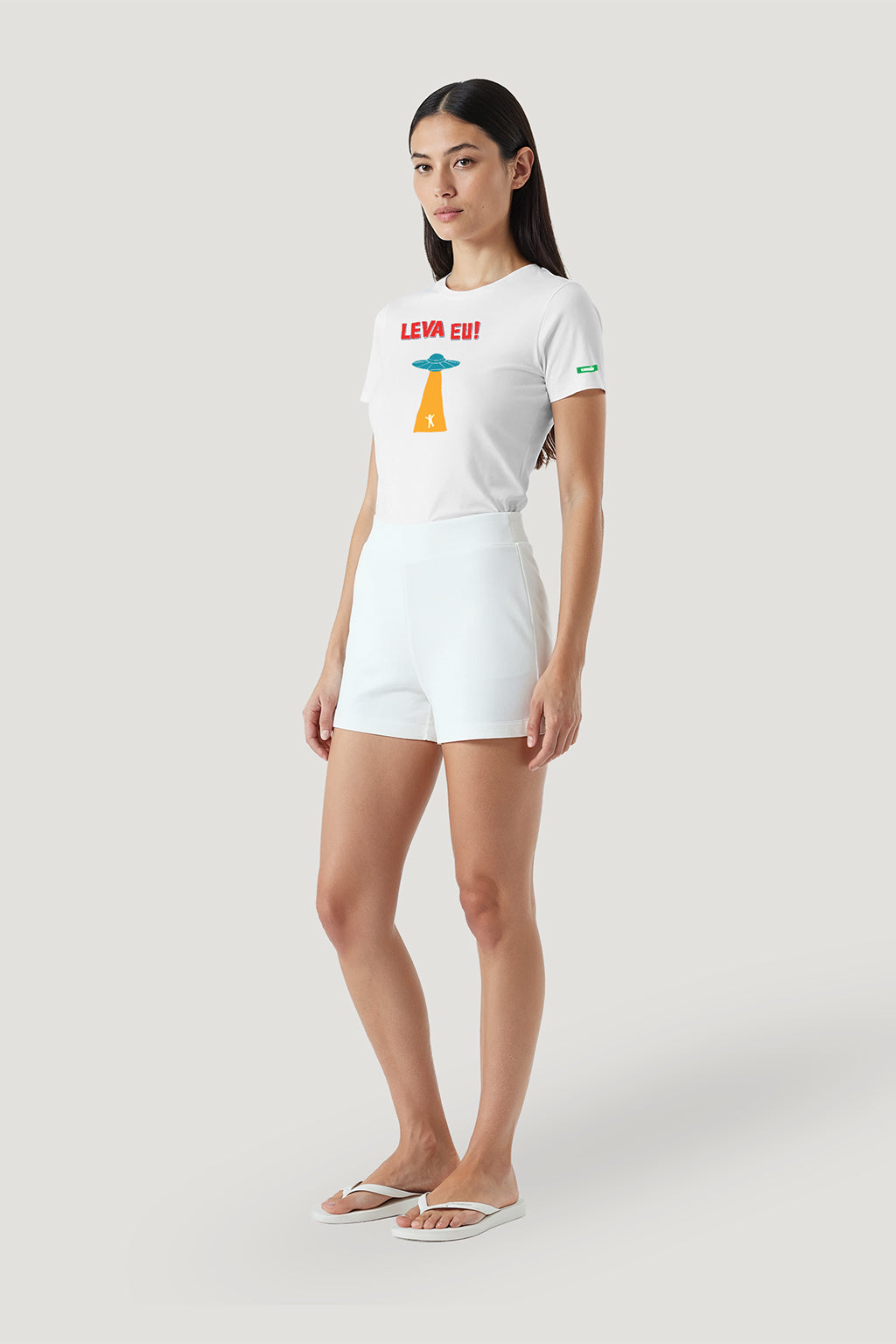 T-shirt Feminina Algodão Leva Eu