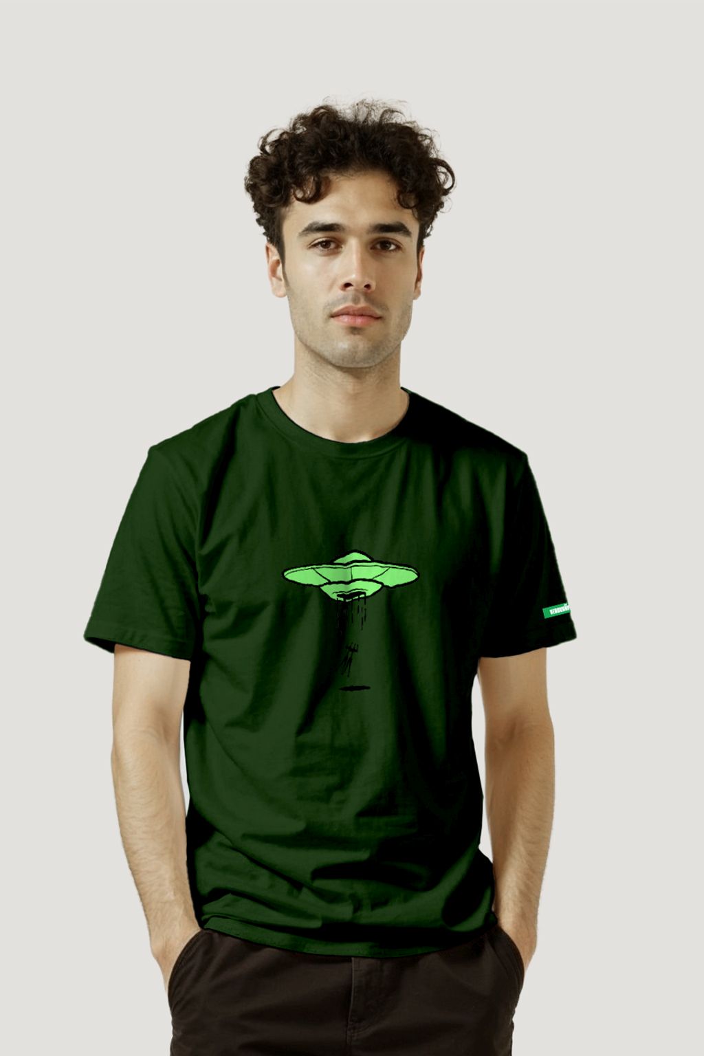 CAMISETA CANDANGOS ESPACIAIS