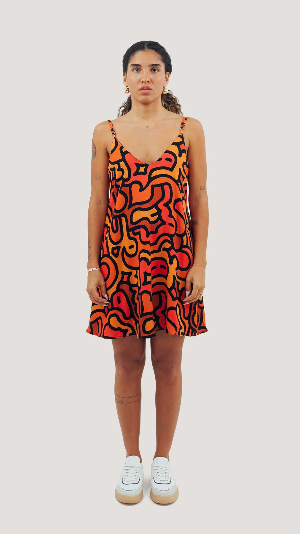 VESTIDO CURTO DOODLE TERRA | GURULINO