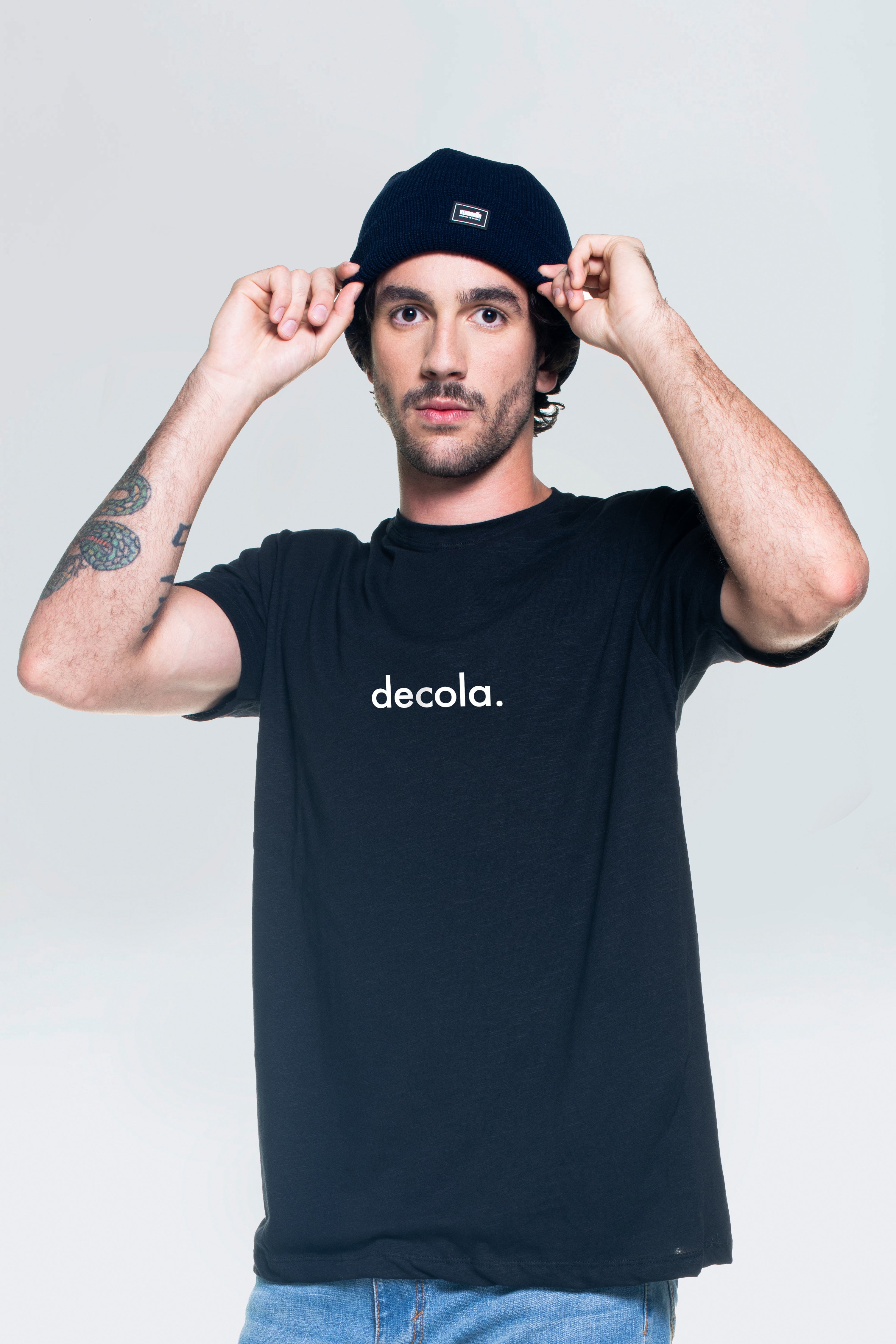 CAMISETA DECOLA