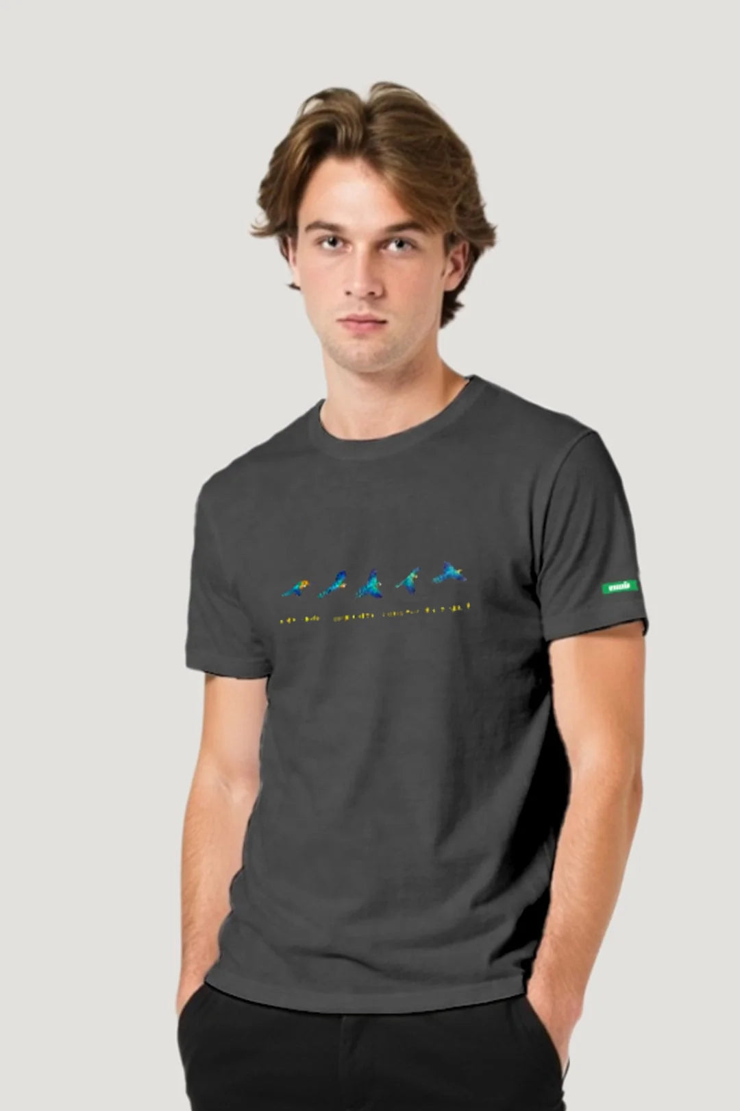 Camiseta Tradicional Algodão Arara em Linhas Unissex