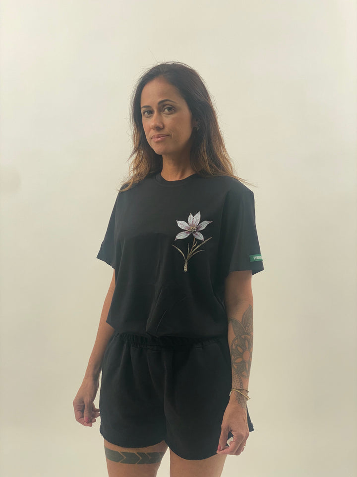CAMISETA FLOR CANELA DE EMA | SECA