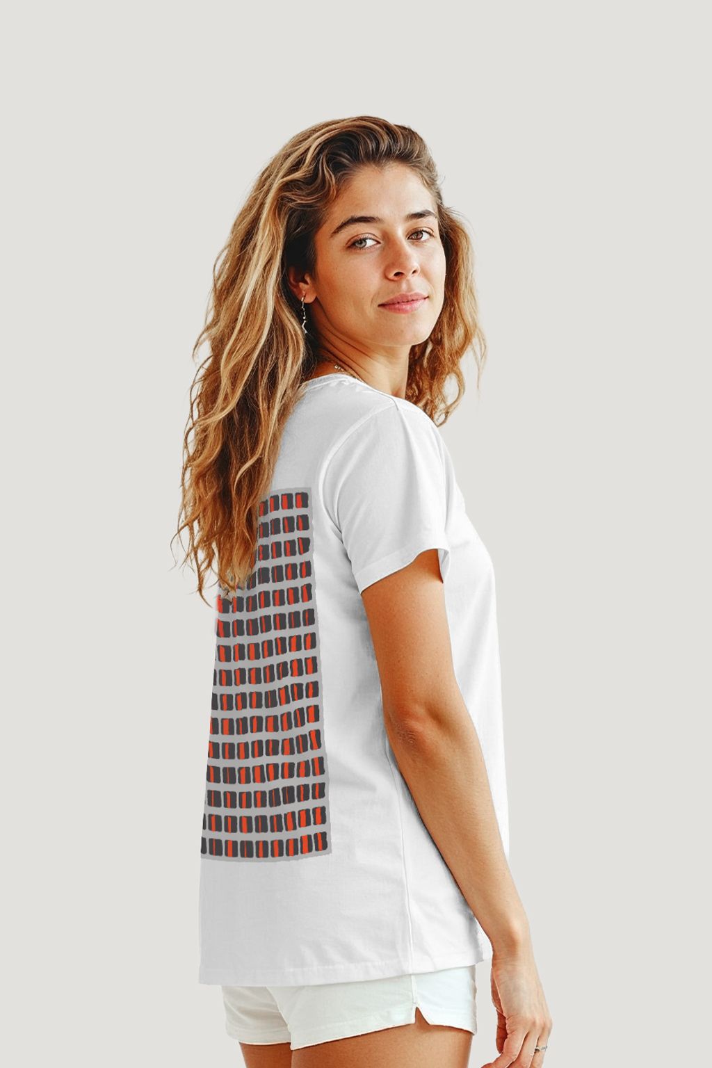 CAMISETA MORRO VERMELHO EM LINHAS