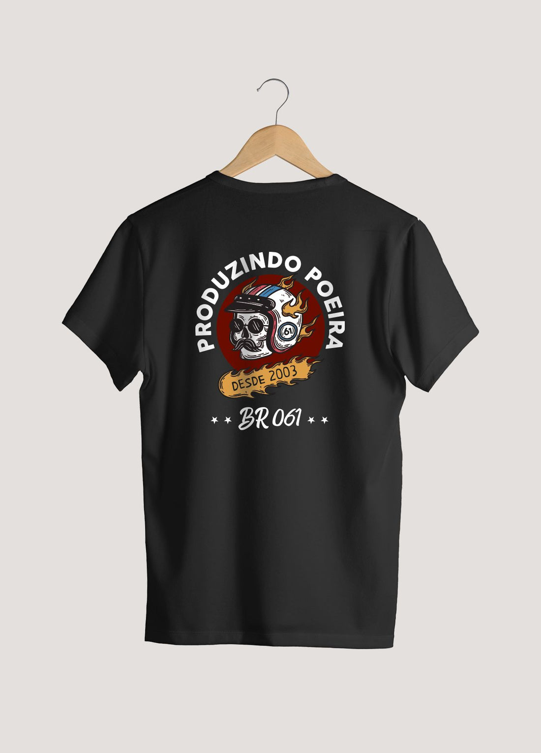 Camiseta Tradicional Algodão Produzindo Poeira Unissex