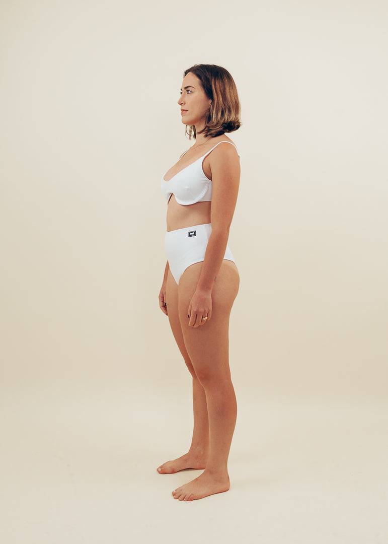 HOT PANTS | BRANCO